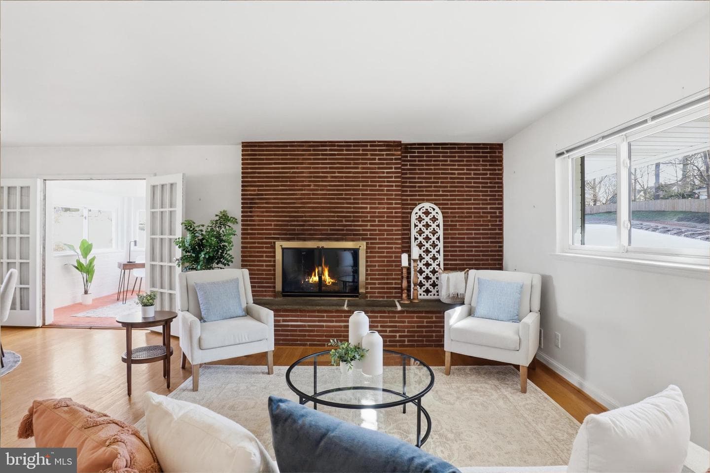 10014 Cedar Lane photo 3