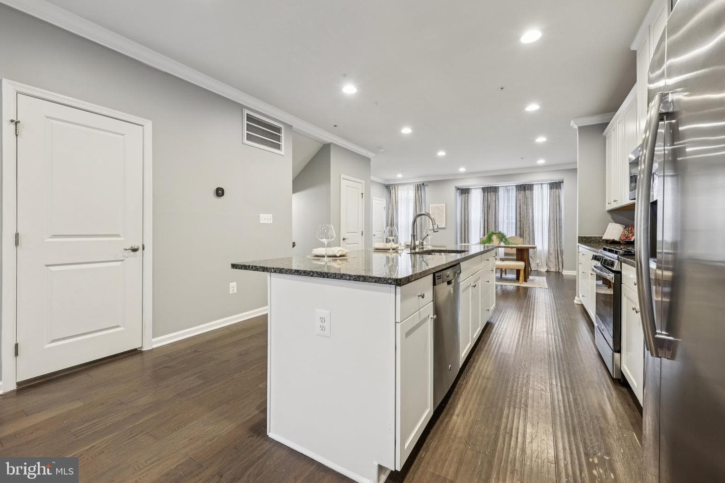 1605 Regent Manor Court photo 14