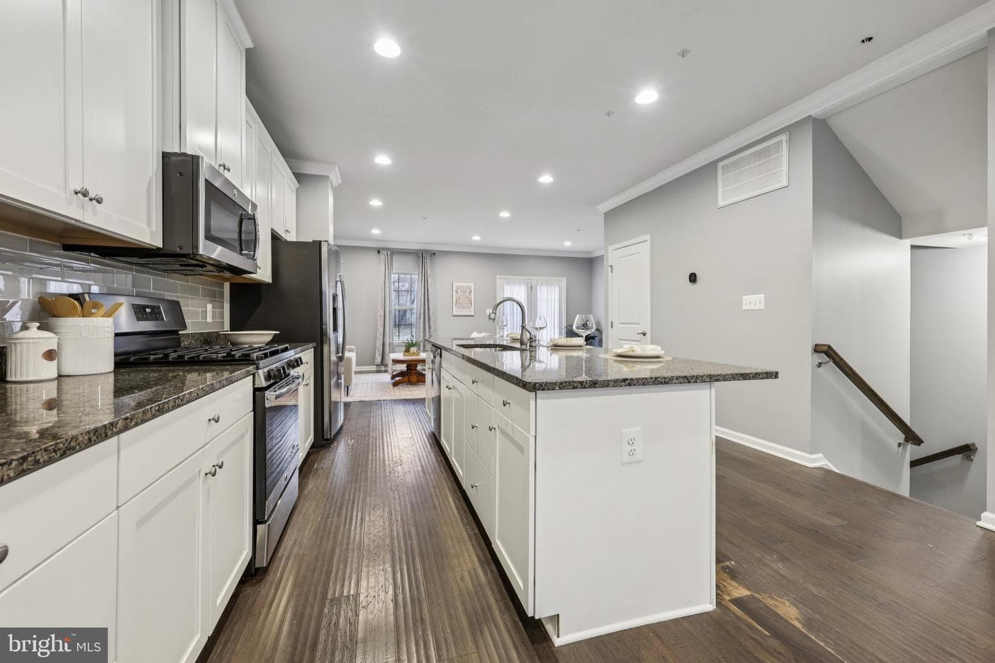 1605 Regent Manor Court photo 17
