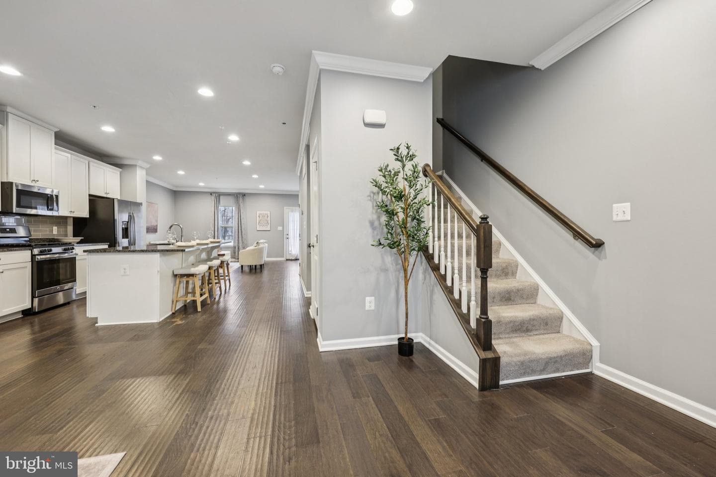 1605 Regent Manor Court photo 20