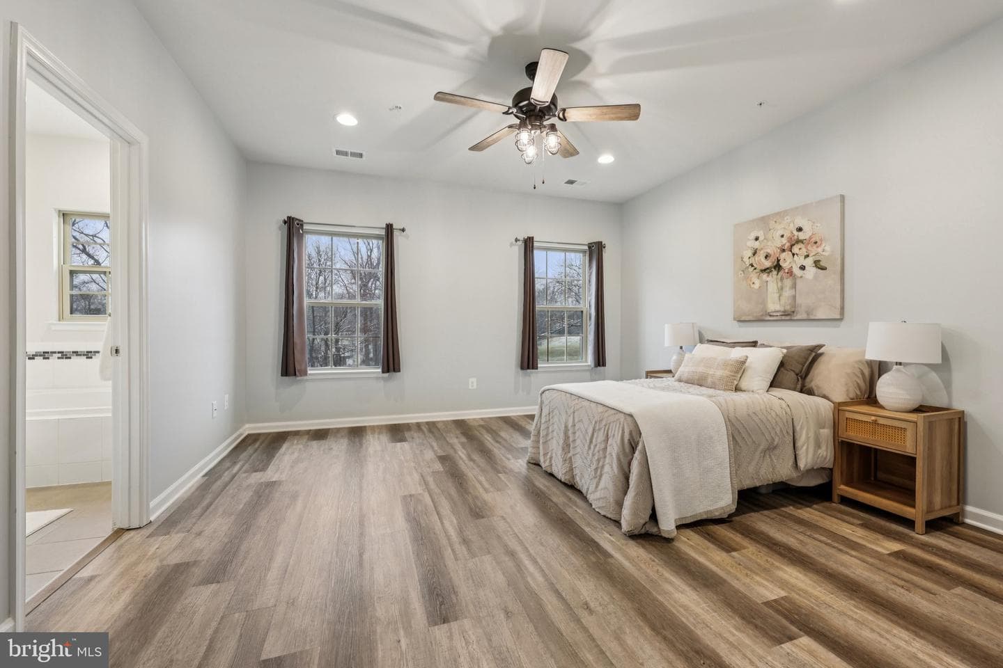 1605 Regent Manor Court photo 21