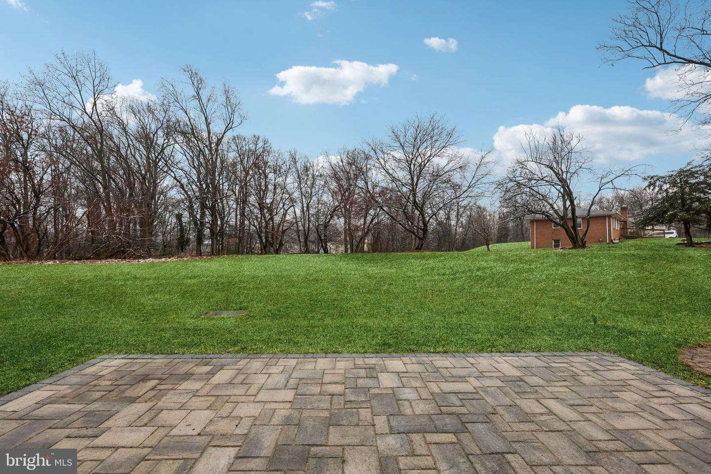 1605 Regent Manor Court photo 38