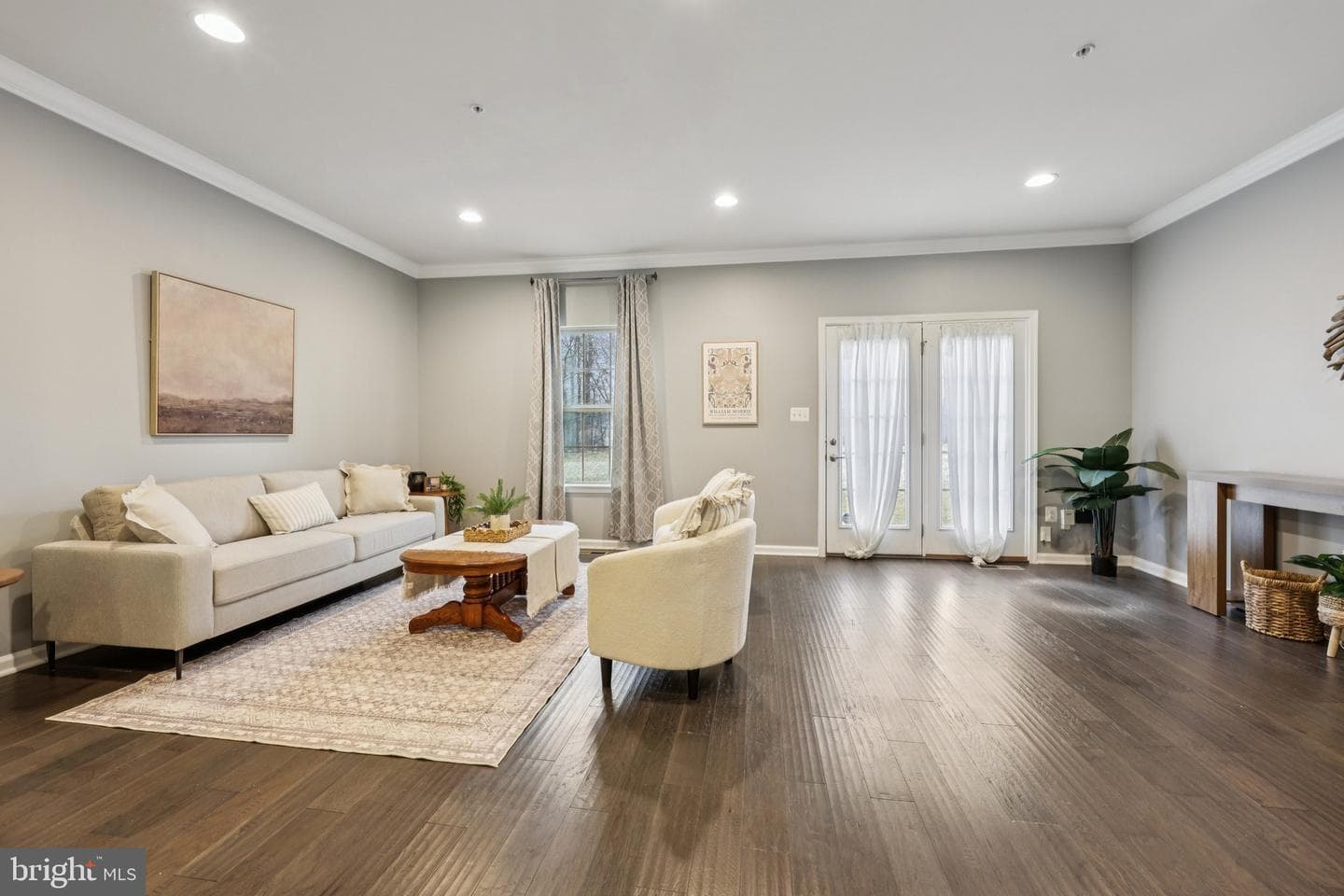 1605 Regent Manor Court photo 9