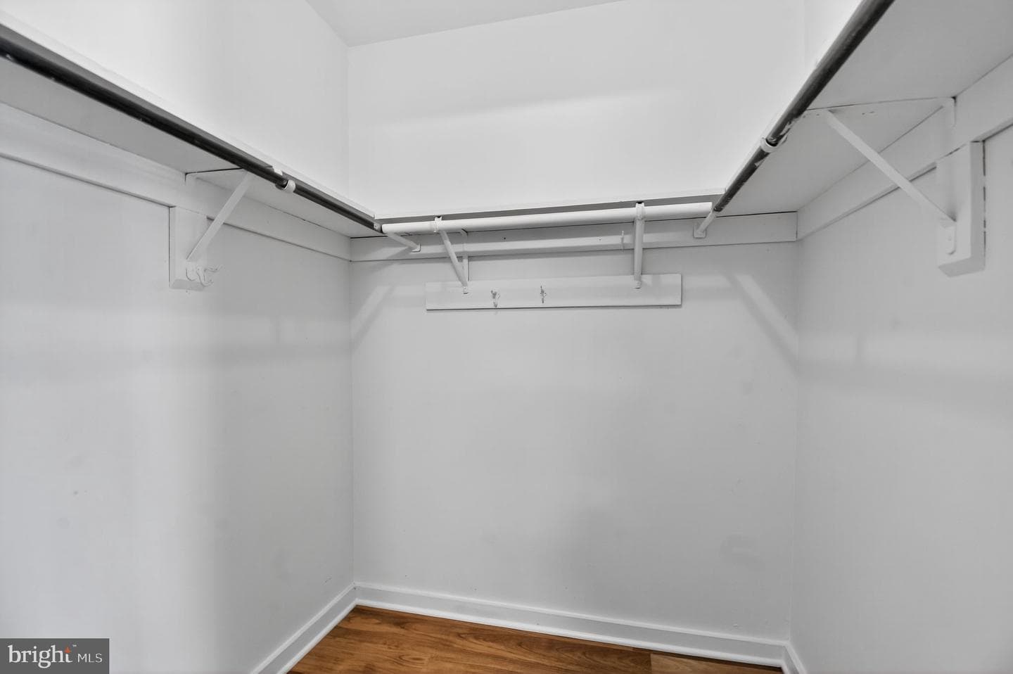3234 Hewitt Avenue #3-4-B photo 15