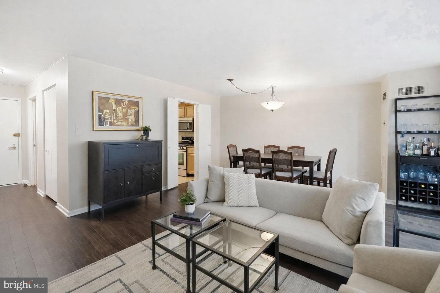 4620 N Park Avenue #611e photo 3