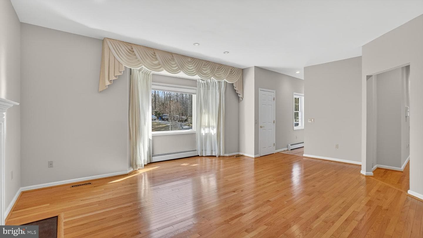 15022 Snowden Drive photo 10