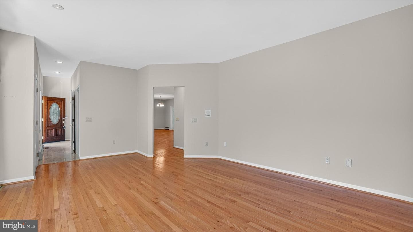 15022 Snowden Drive photo 8