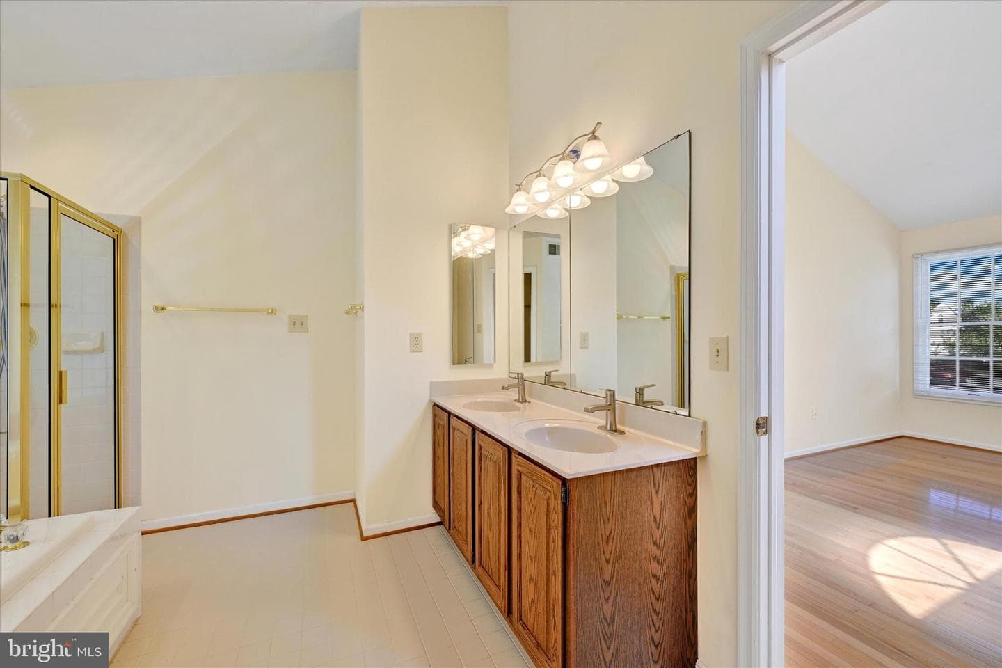 14003 Forest Ridge photo 28