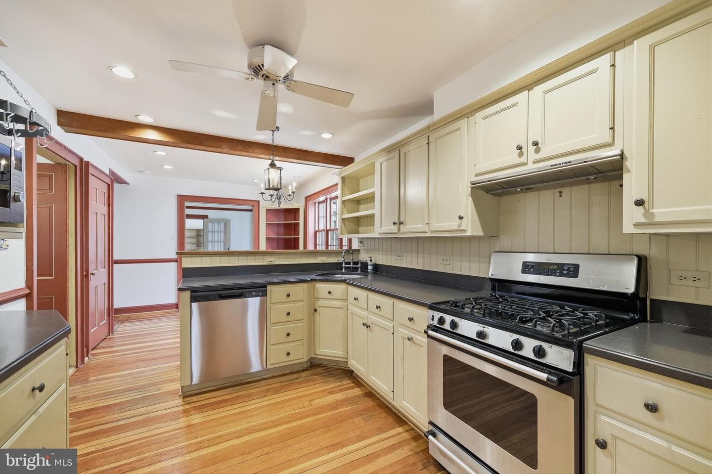 4701 Argyle Avenue photo 20