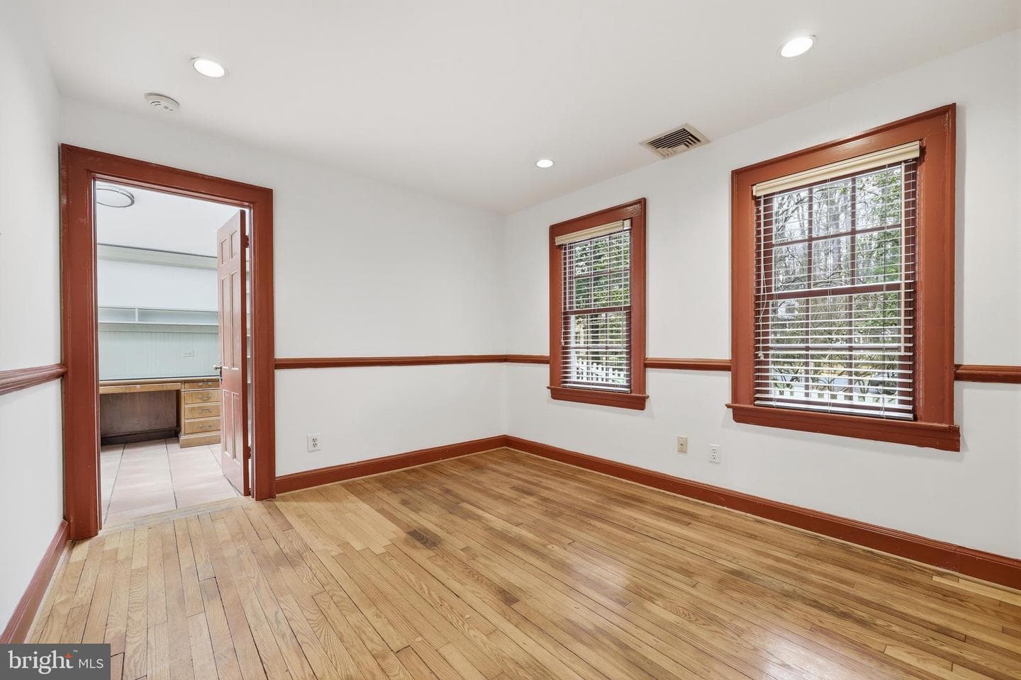 4701 Argyle Avenue photo 26