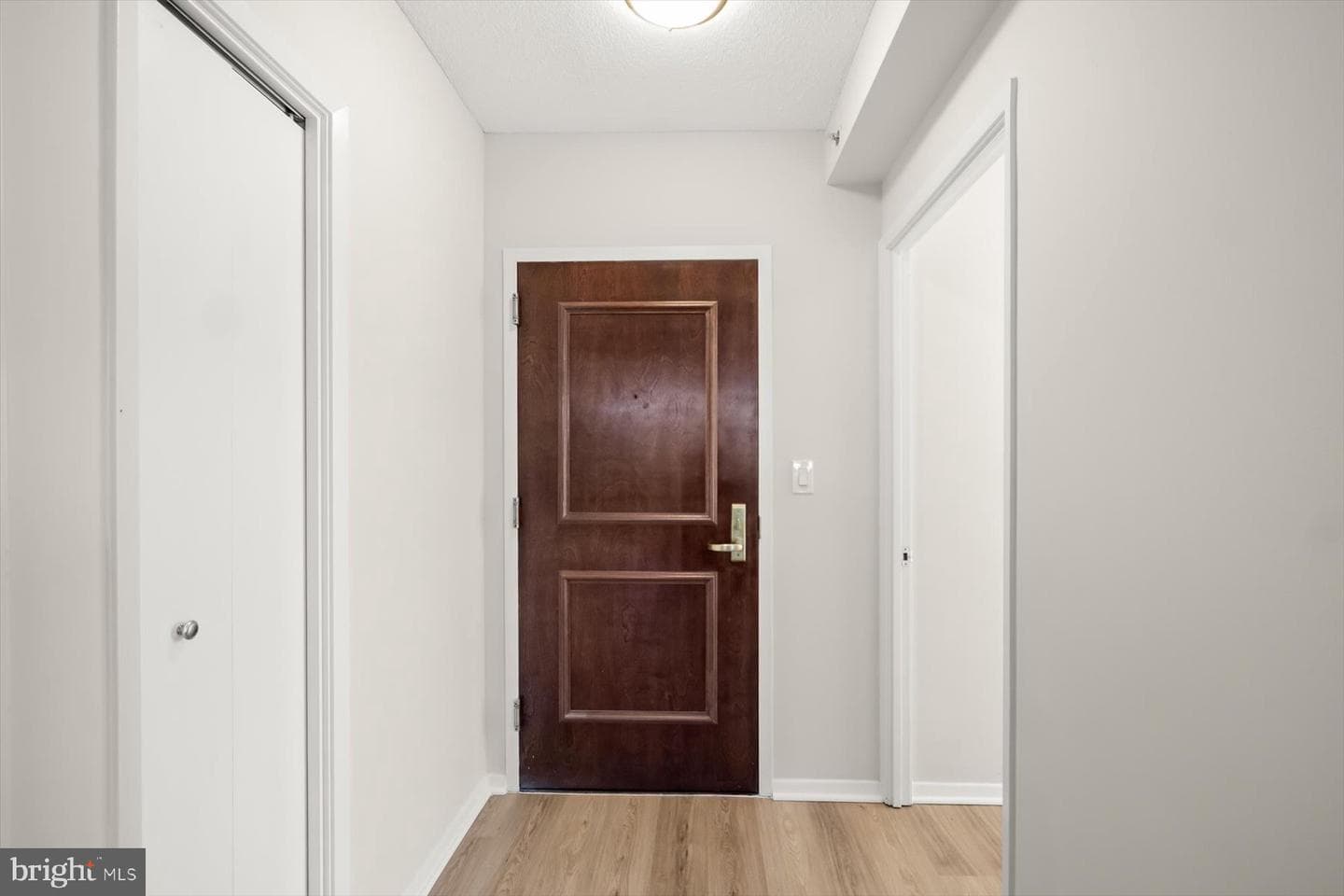 7111 Woodmont Avenue #402 photo 3