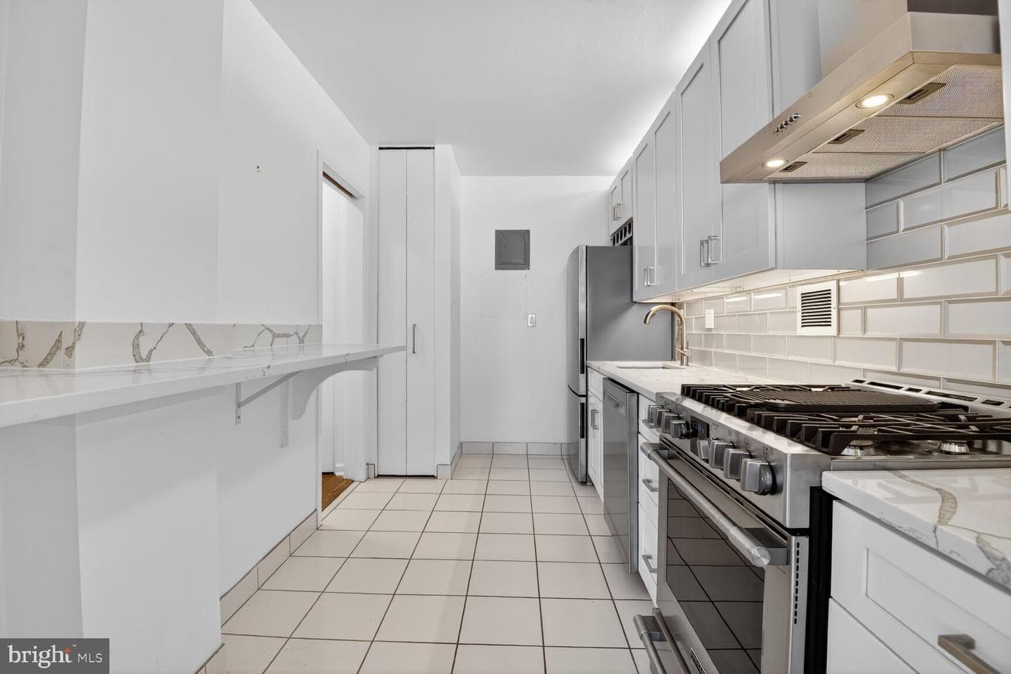 5500 Friendship Boulevard #2227n photo 11