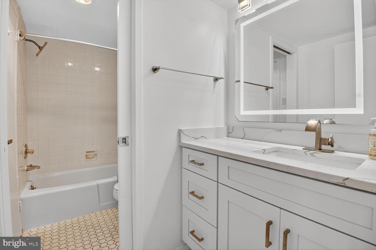 5500 Friendship Boulevard #2227n photo 16