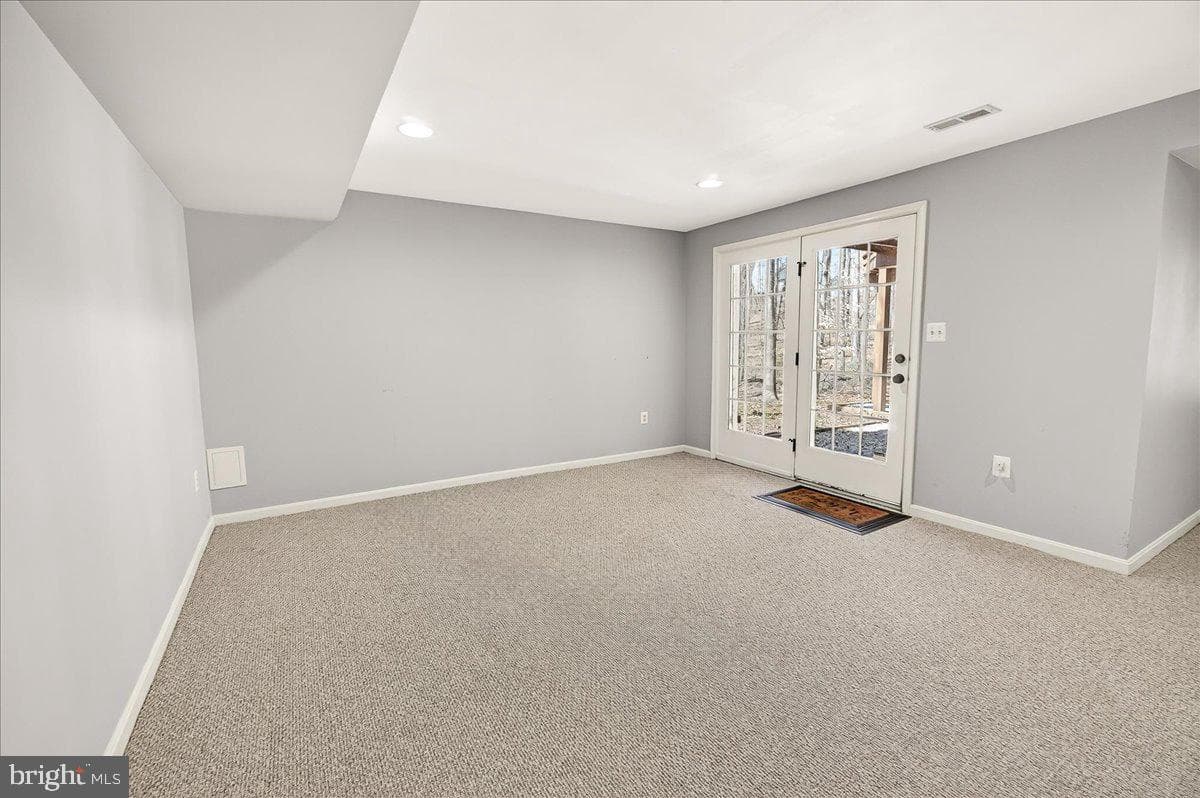 21 Hackett Court photo 63