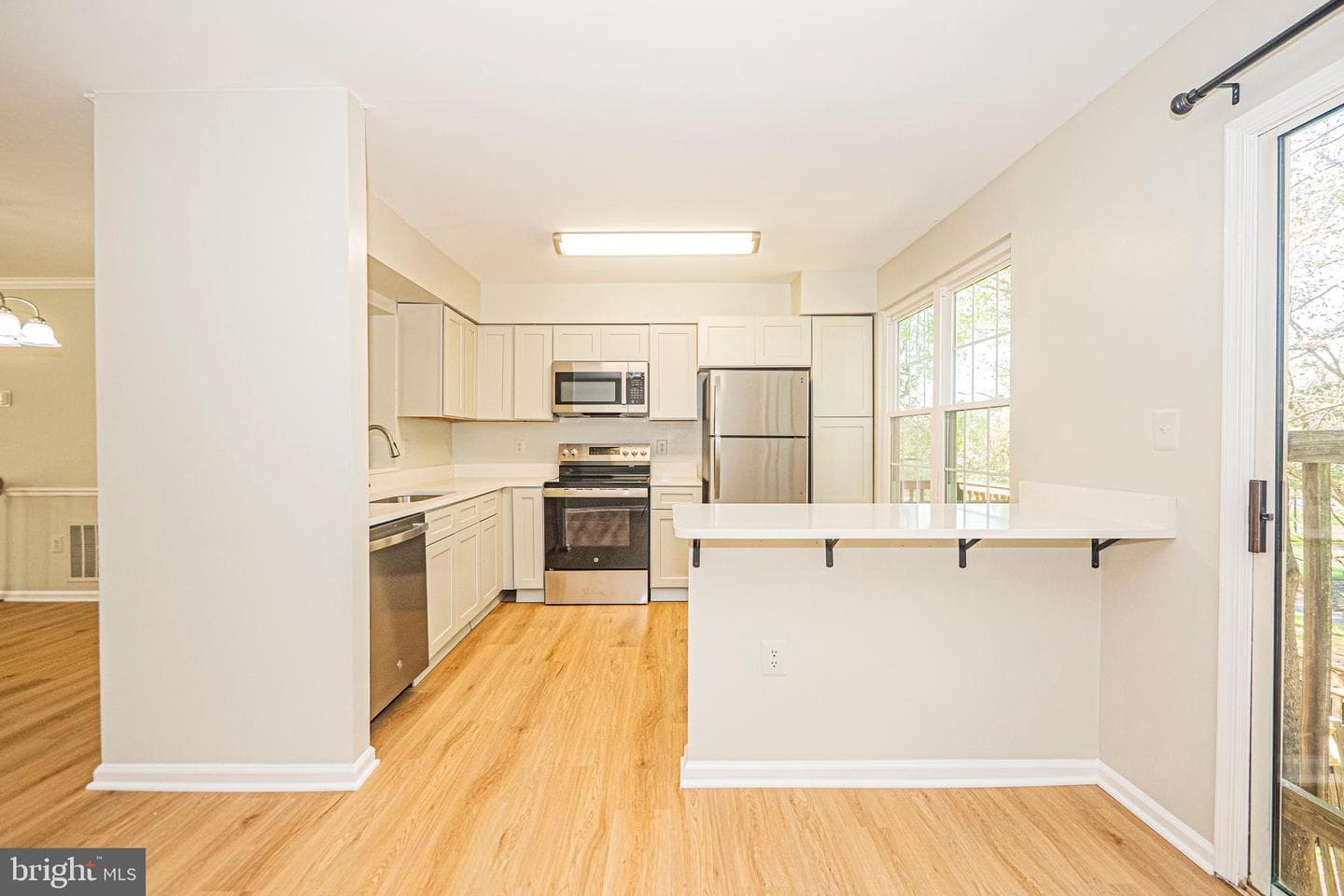 7721 Majestic Way photo 11