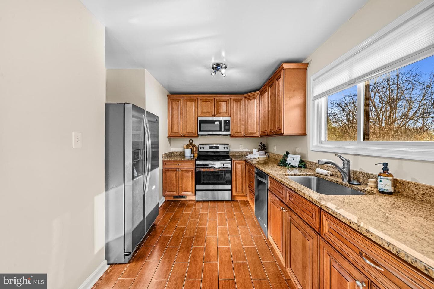 7818 Briardale Terrace photo 12