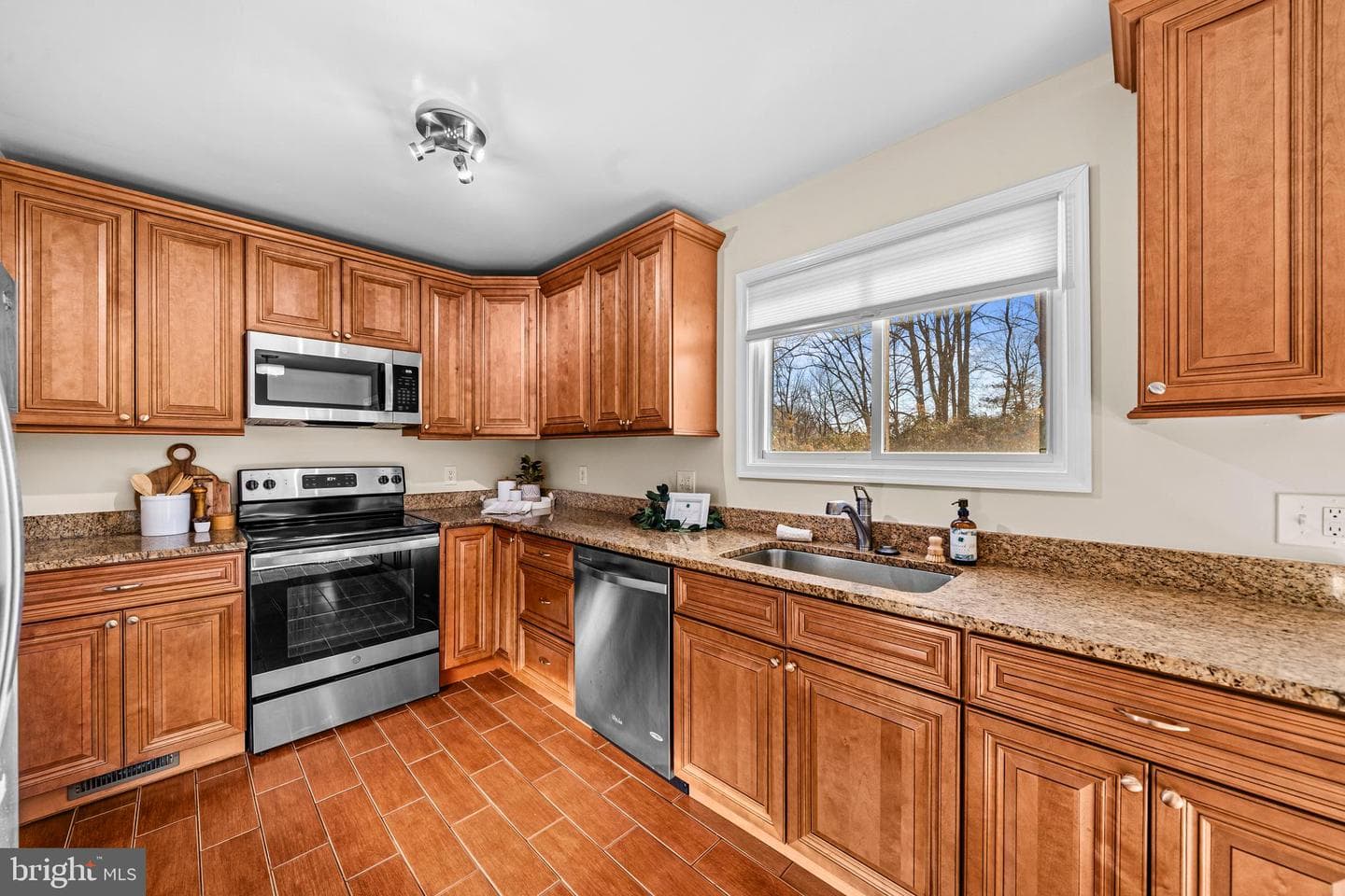 7818 Briardale Terrace photo 13