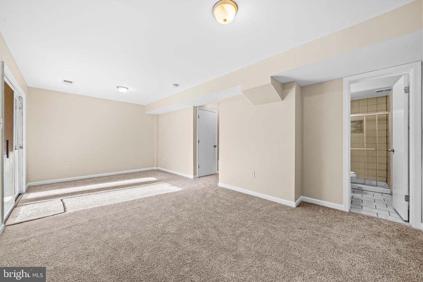 7818 Briardale Terrace photo 34