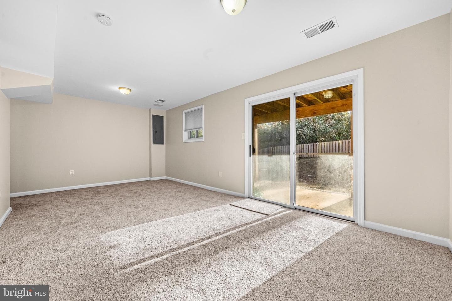 7818 Briardale Terrace photo 35