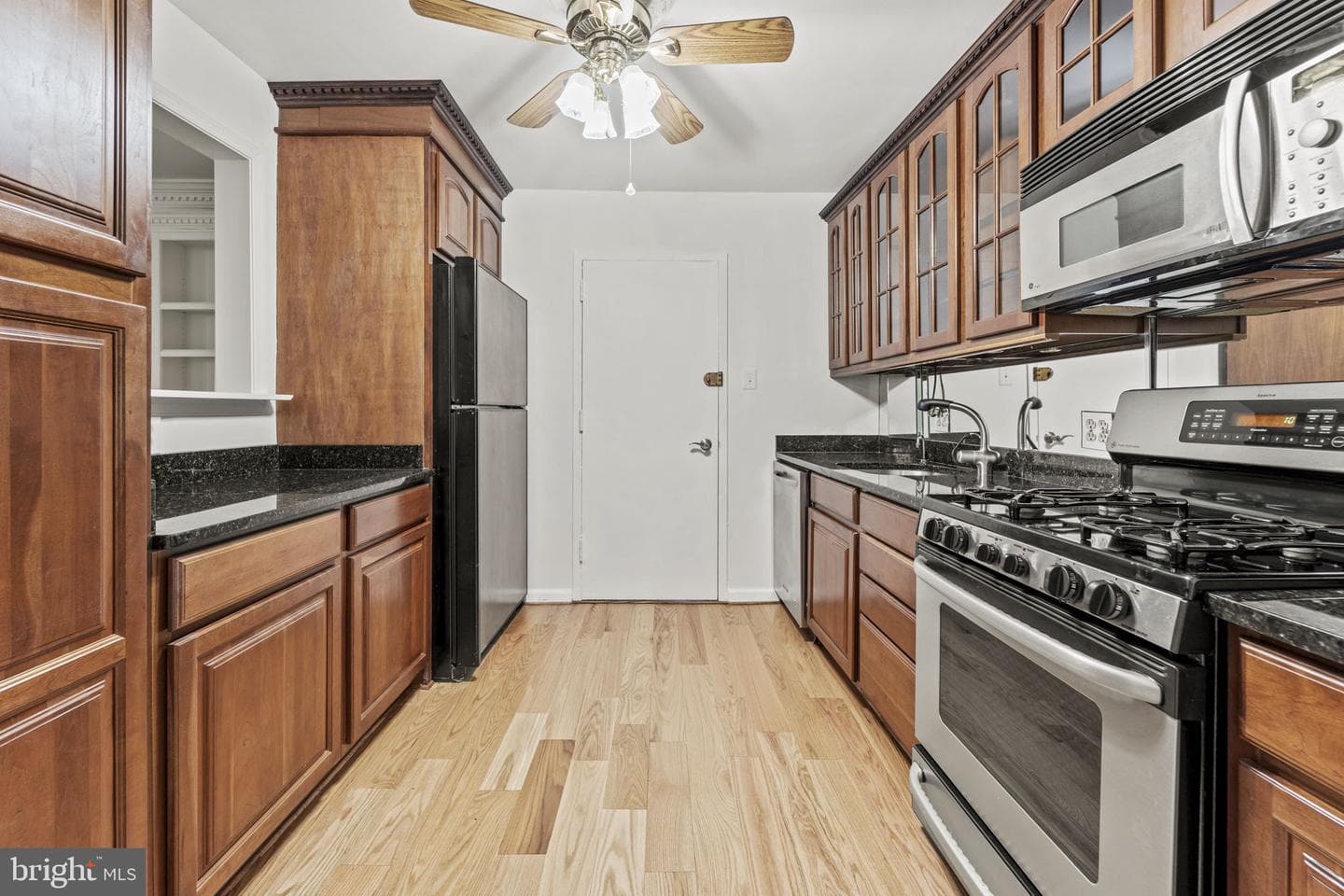 5301 Westbard Circle #224 photo 9