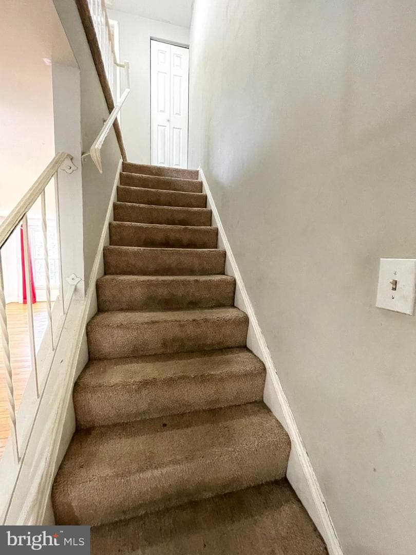 20503 Strath Haven Drive photo 10