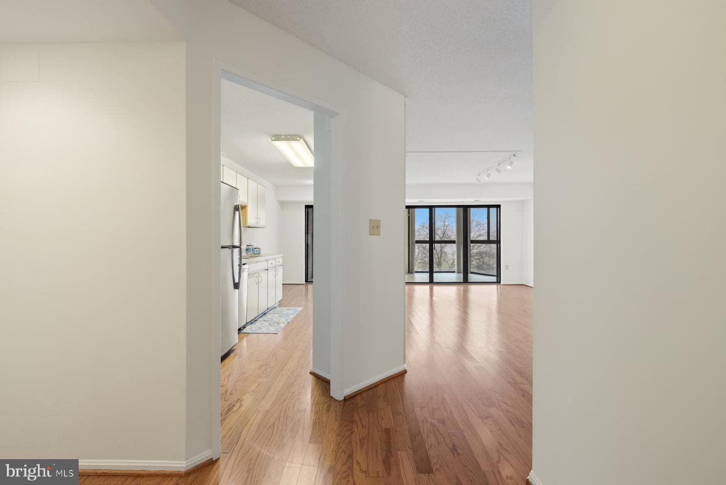 15107 Interlachen Drive #2-801 photo 11