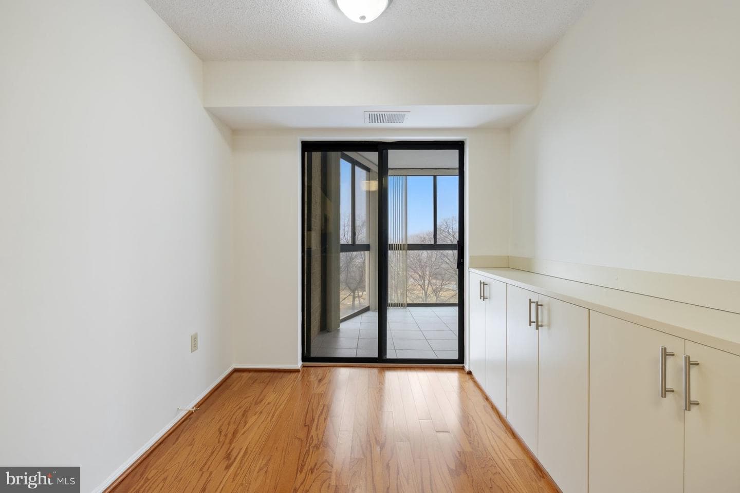 15107 Interlachen Drive #2-801 photo 17