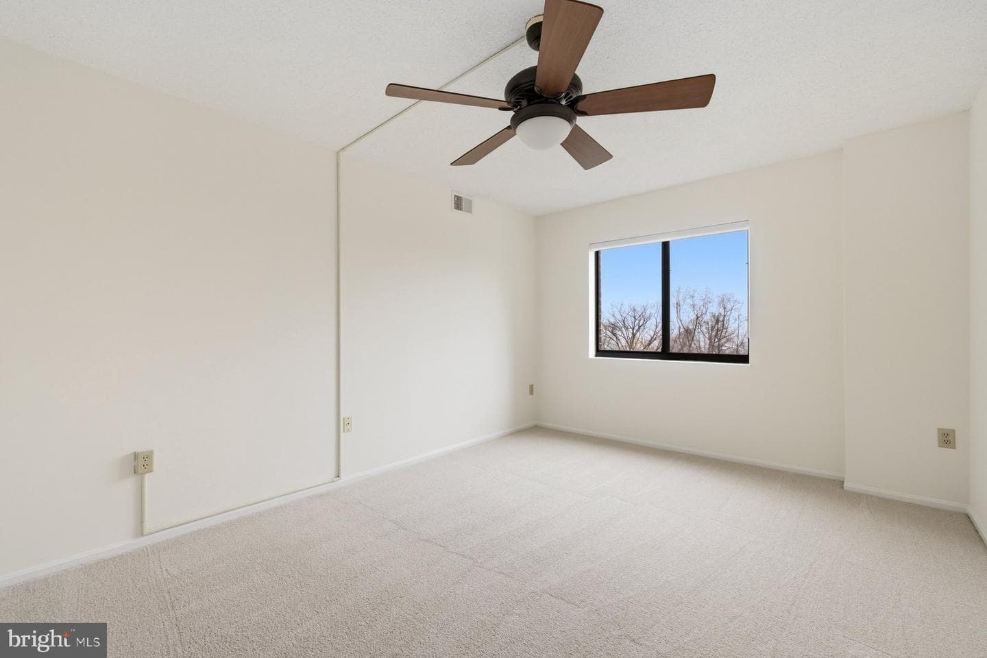 15107 Interlachen Drive #2-801 photo 28
