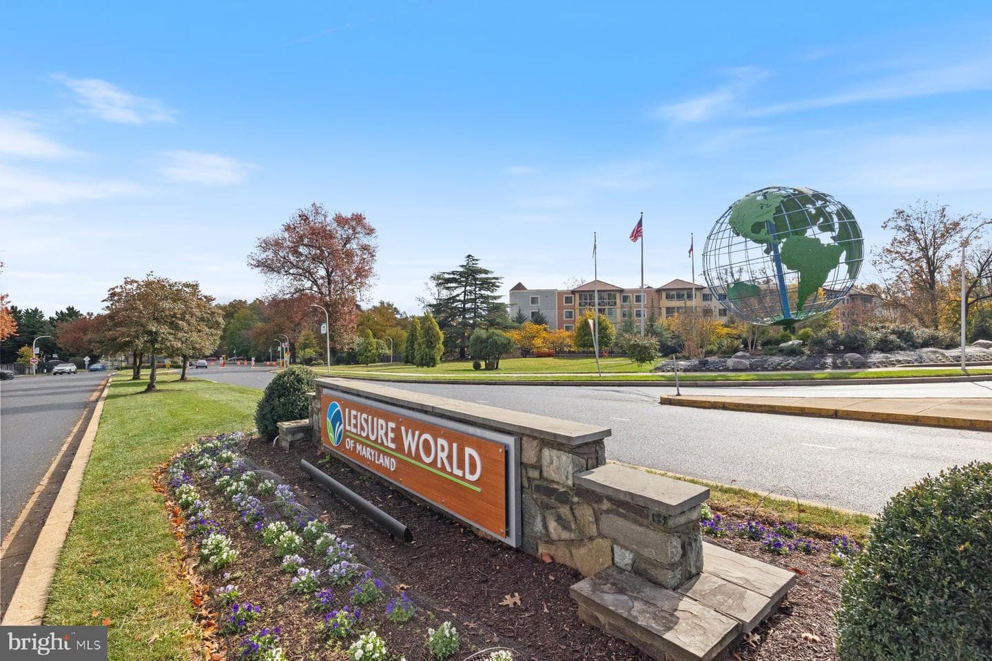 15107 Interlachen Drive #2-801 photo 37