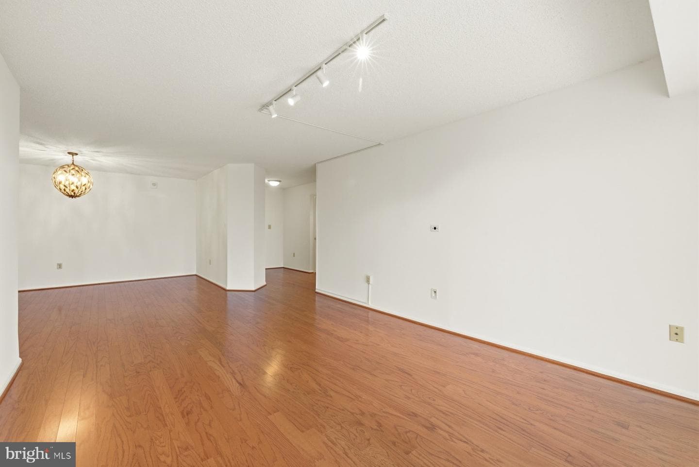15107 Interlachen Drive #2-801 photo 5