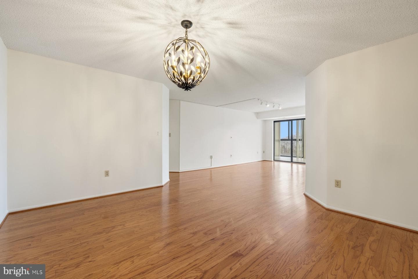 15107 Interlachen Drive #2-801 photo 8