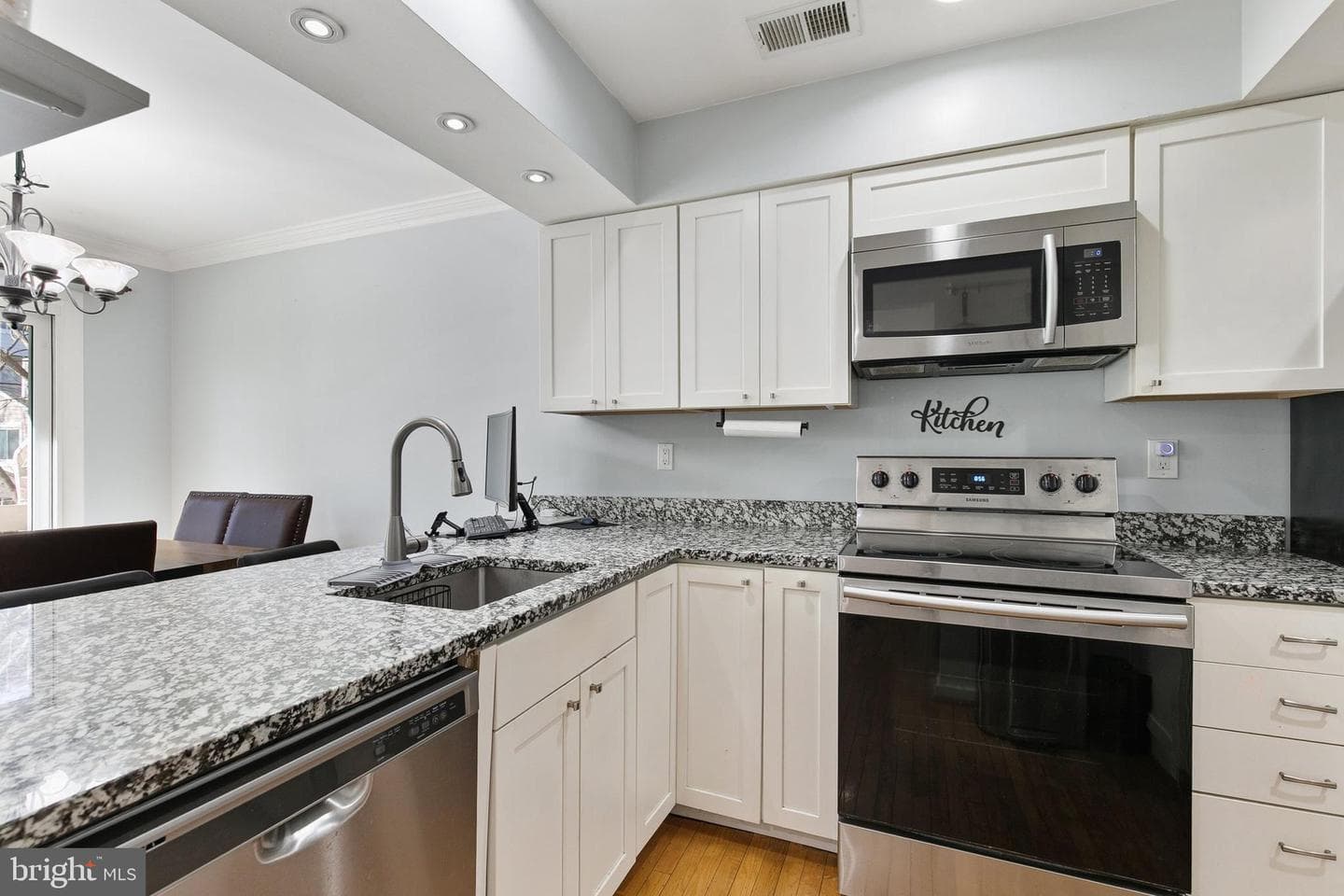 9841 Sailfish Terrace photo 10