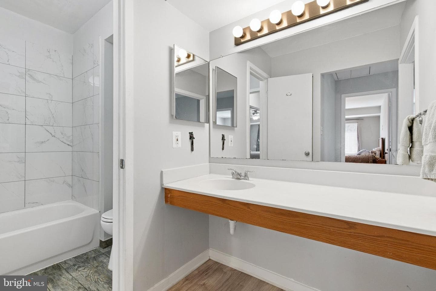9841 Sailfish Terrace photo 19