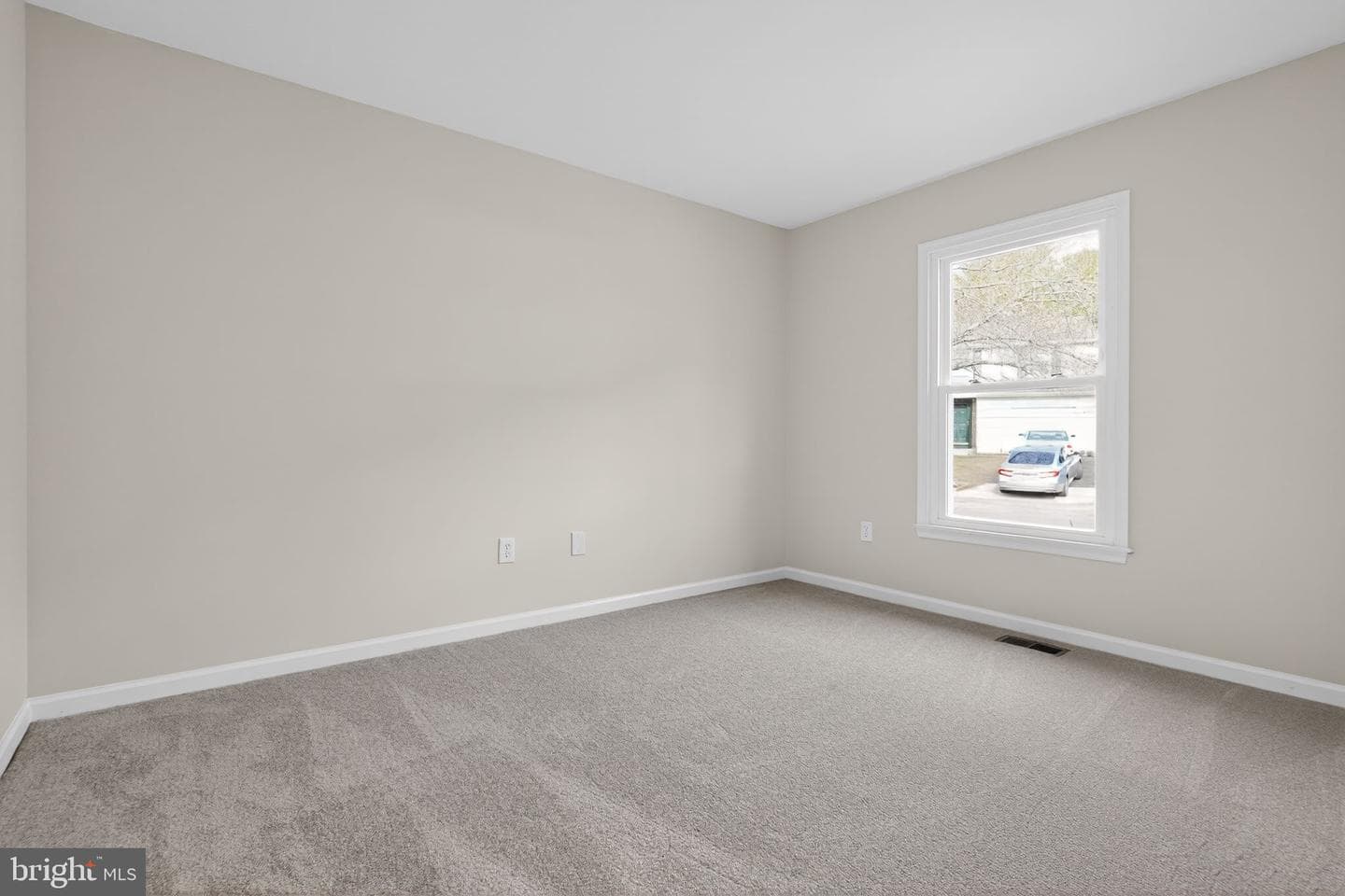 19031 McFarlin Drive photo 24