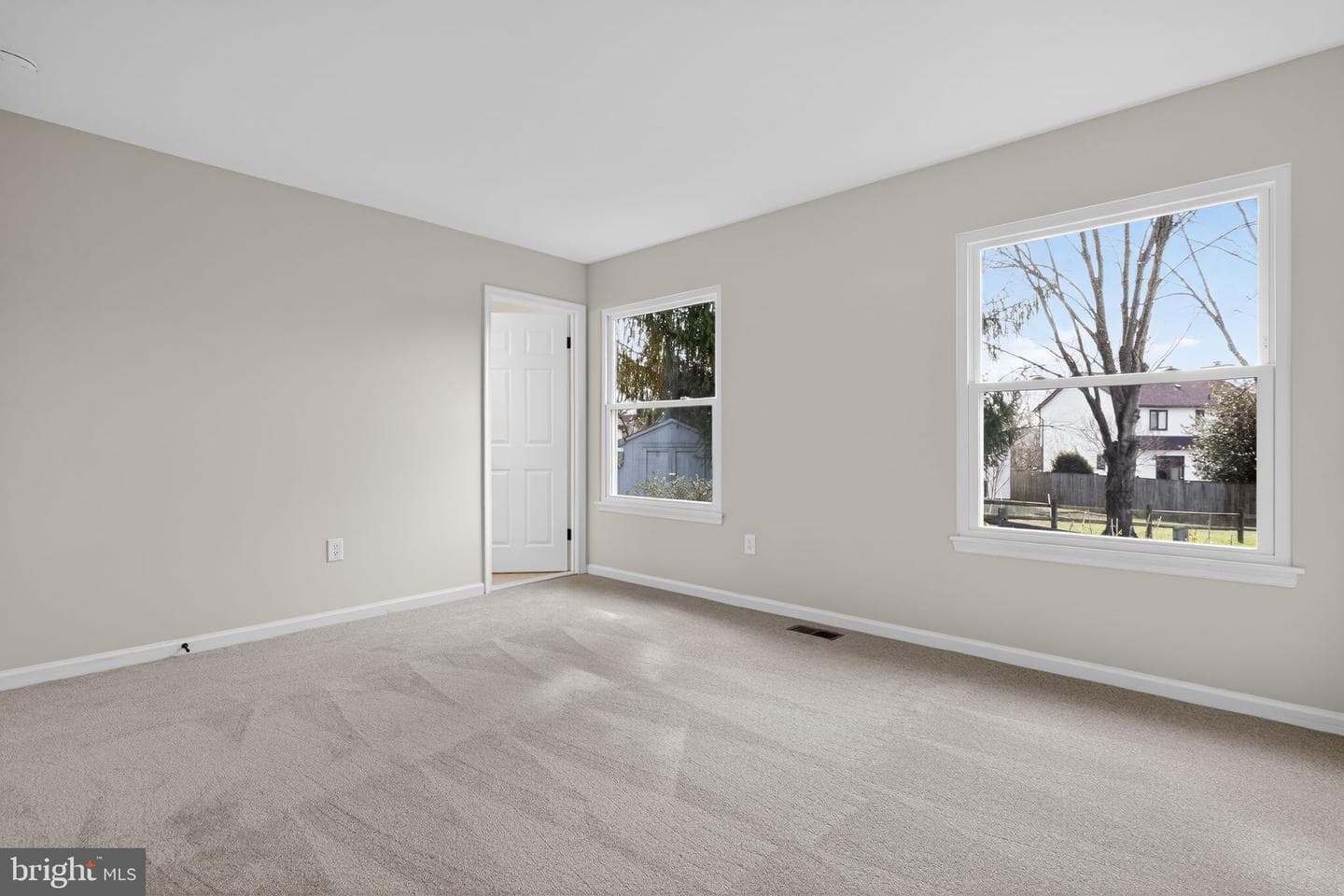 19031 McFarlin Drive photo 25