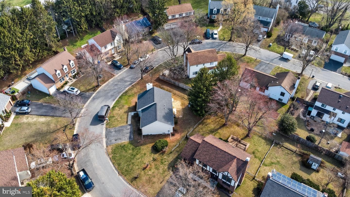 19031 McFarlin Drive photo 34