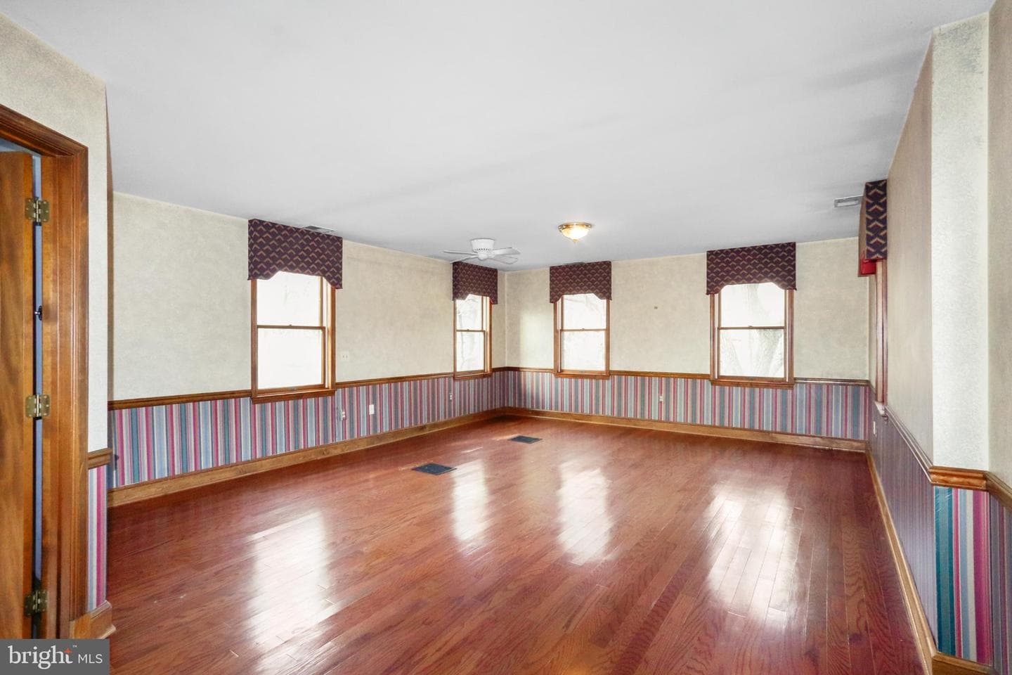 13150 Old Columbia Pike photo 52