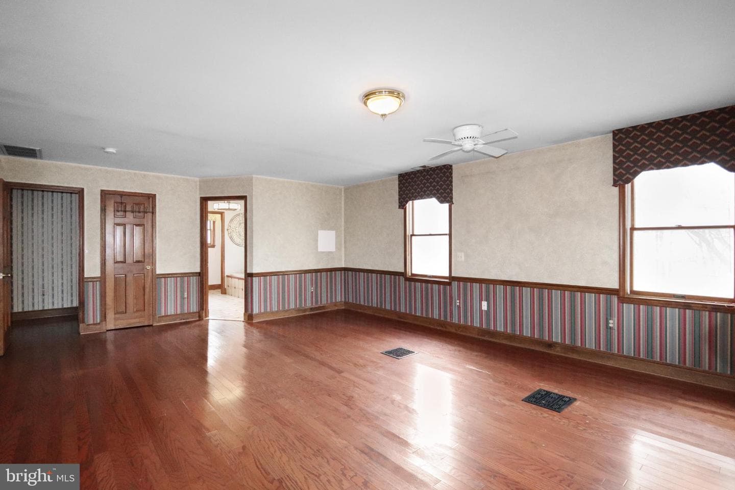 13150 Old Columbia Pike photo 53