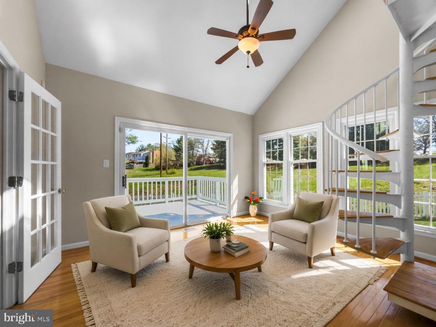 700 Beacon Hill Terrace photo 27