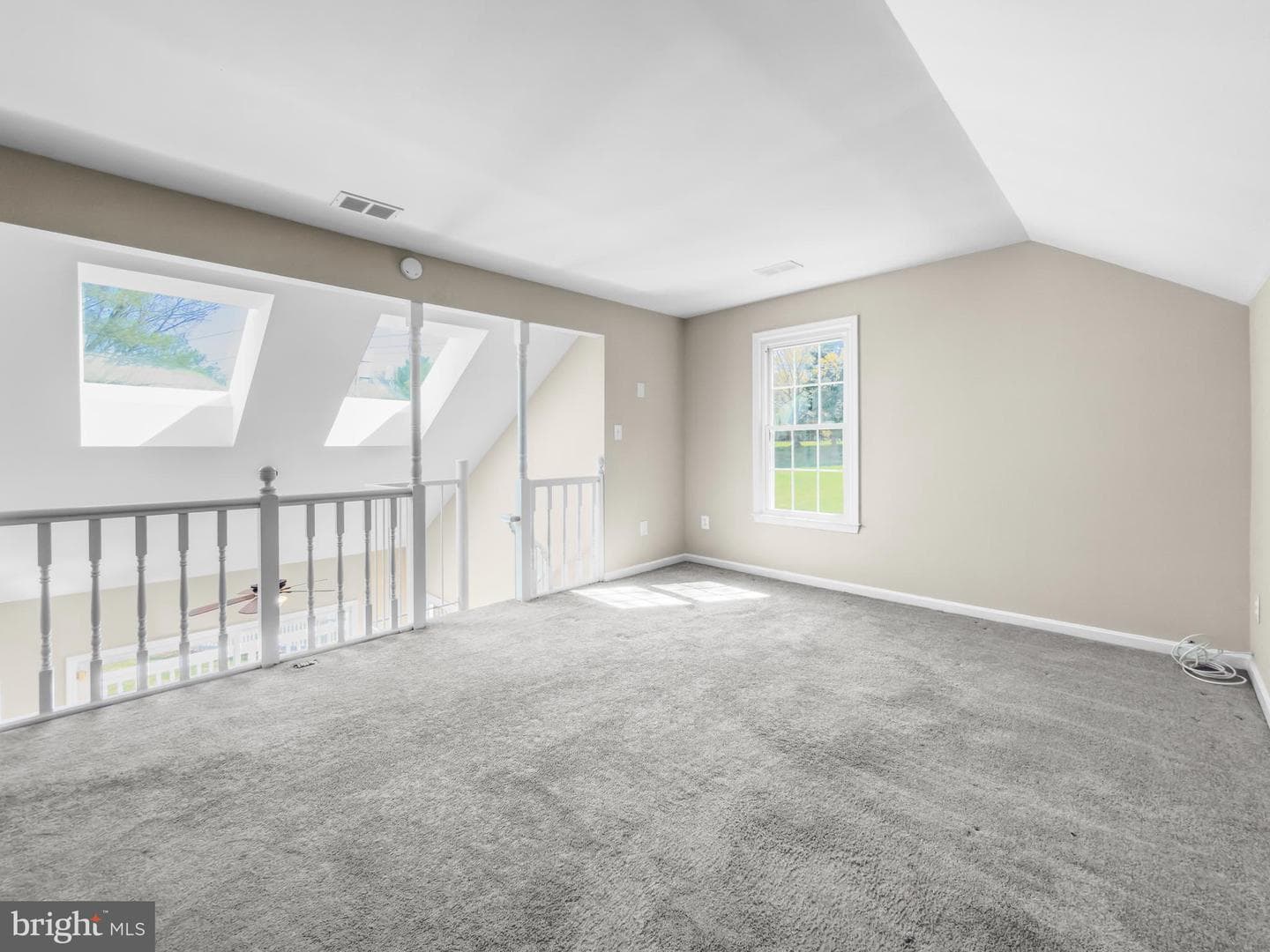 700 Beacon Hill Terrace photo 35