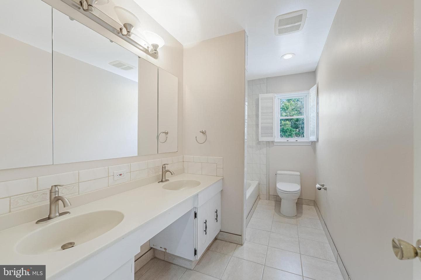 11433 Beechgrove Lane photo 34