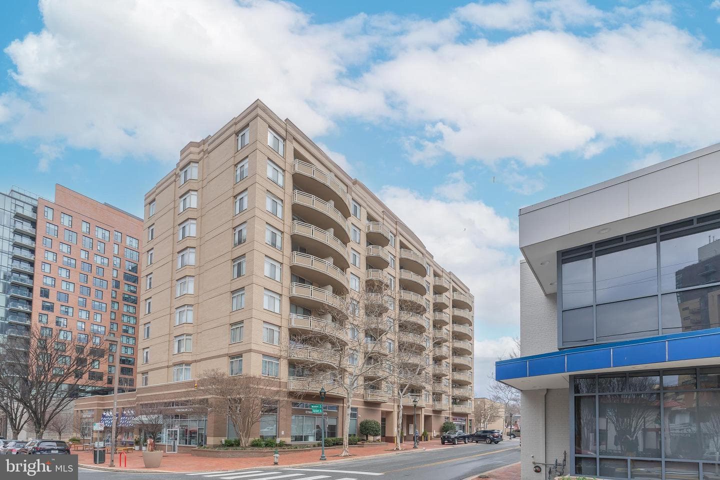 4801 Fairmont Avenue #411 photo 32