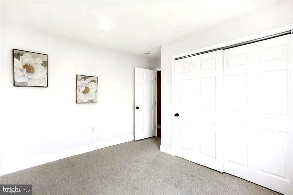 7635 Laytonia Drive photo 22