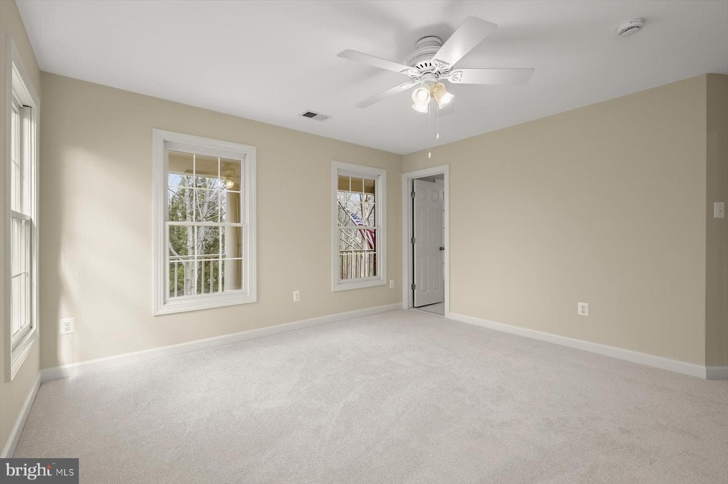 502 Barnside Place photo 34