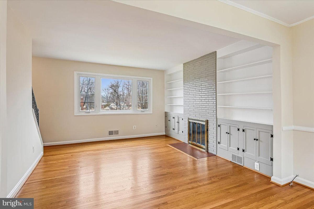 1909 Forest Dale Drive photo 2