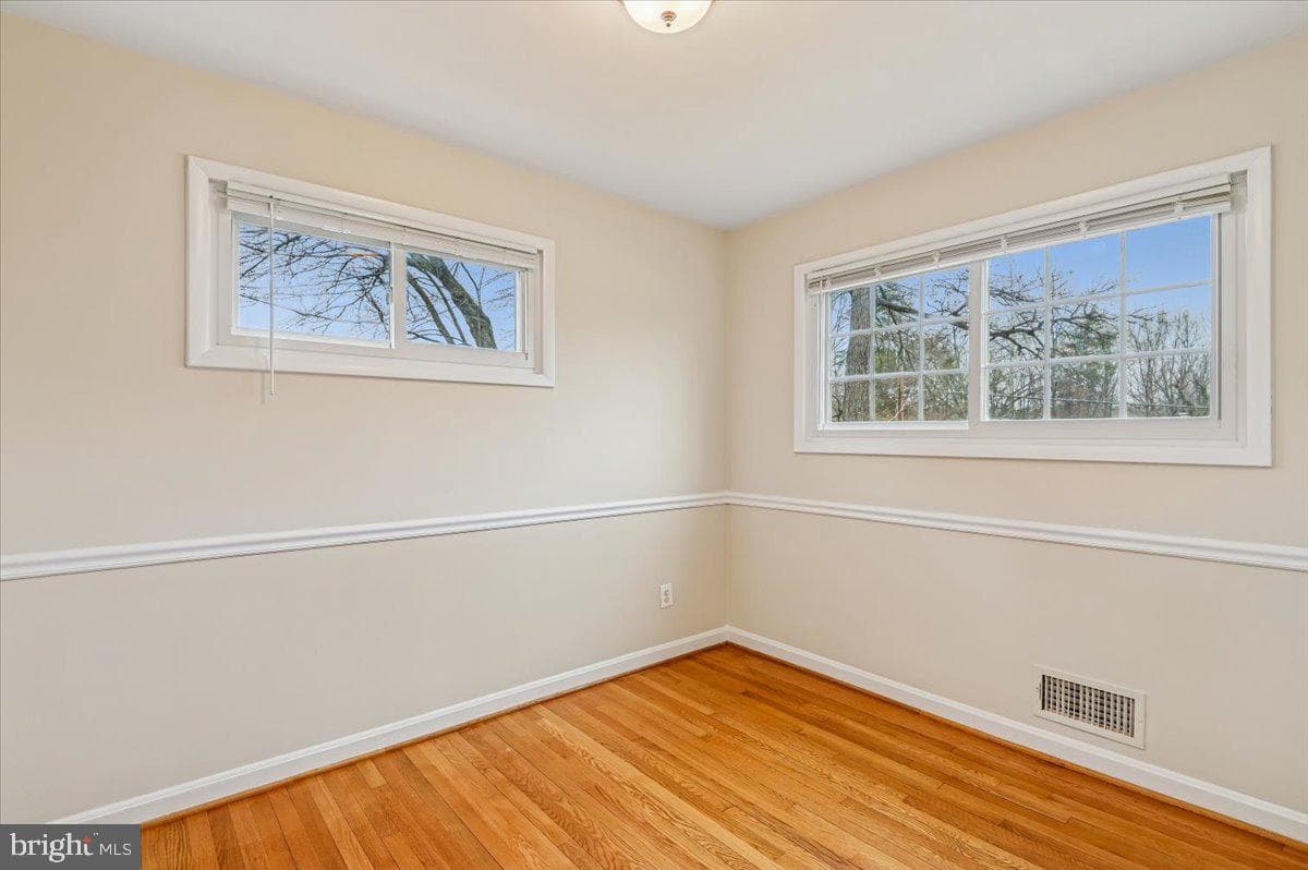 1909 Forest Dale Drive photo 8