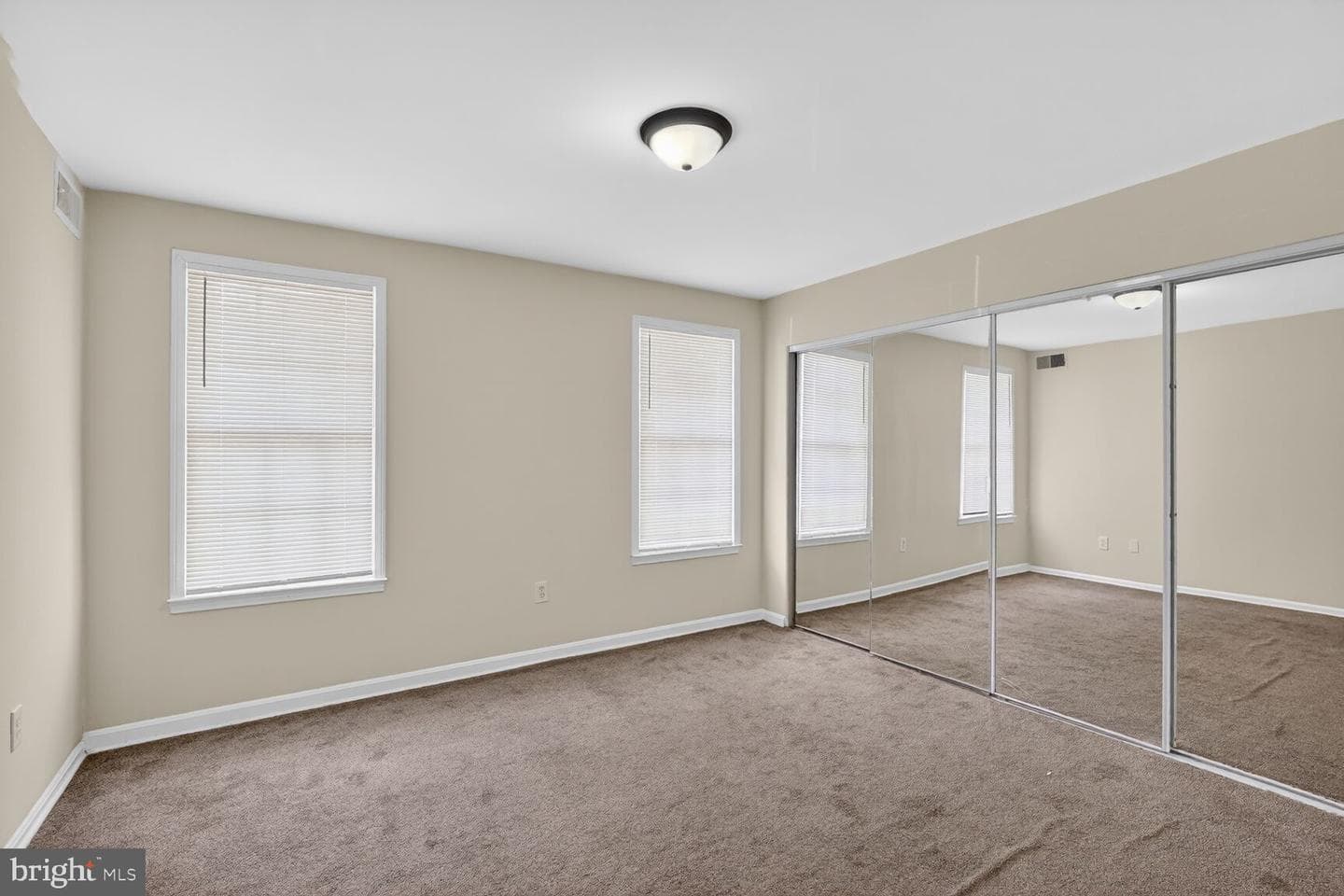 722 Quince Orchard Boulevard #101 photo 11