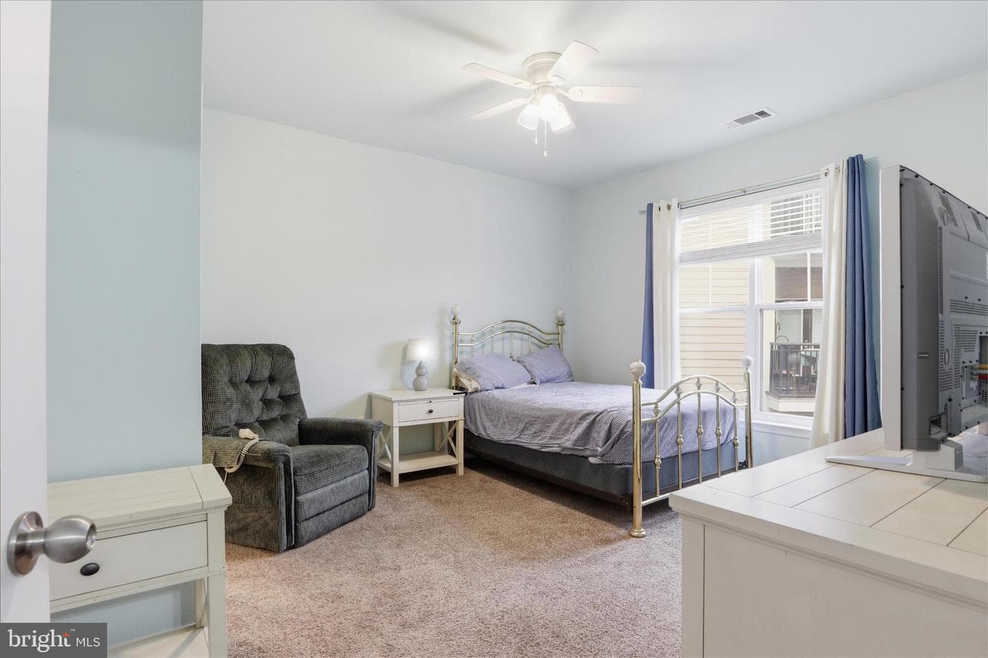 501 Hungerford Drive #338 photo 16
