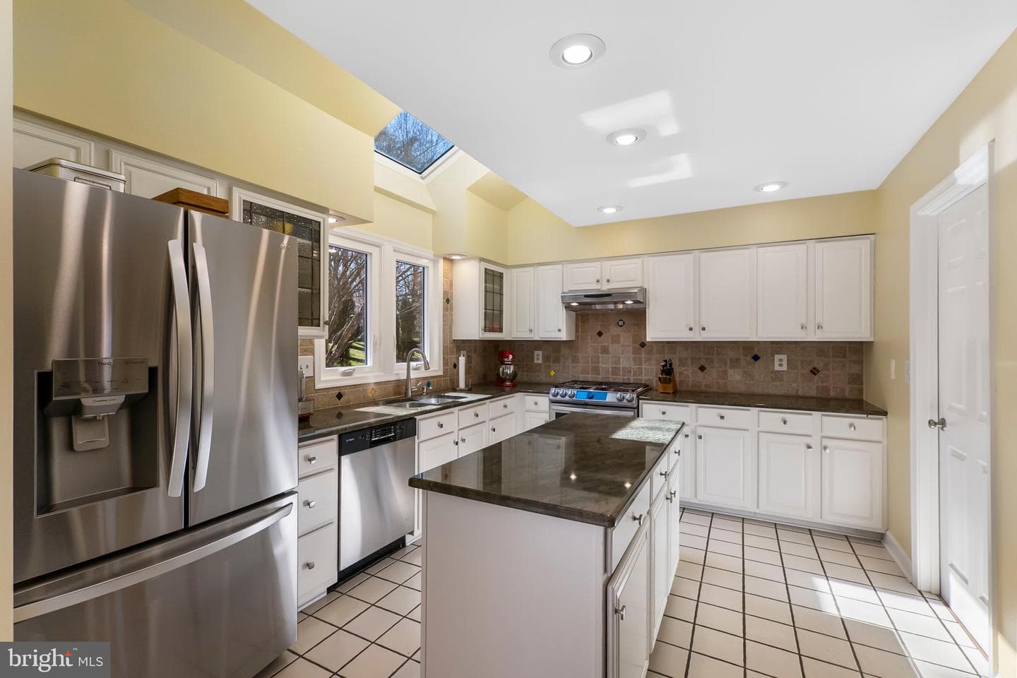 12328 Galesville Drive photo 13