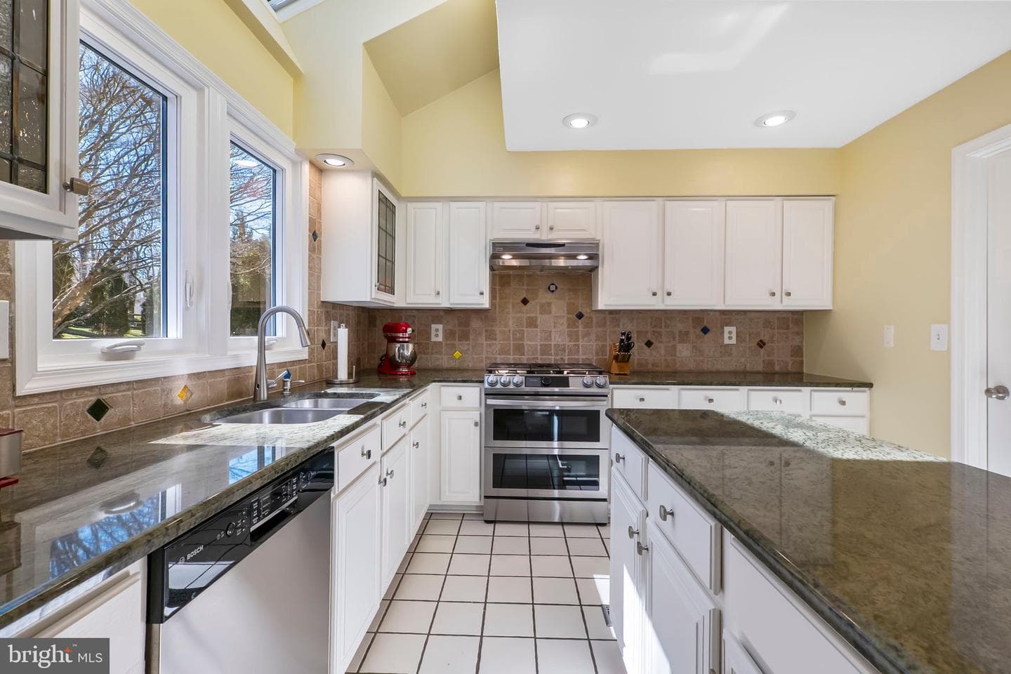 12328 Galesville Drive photo 2
